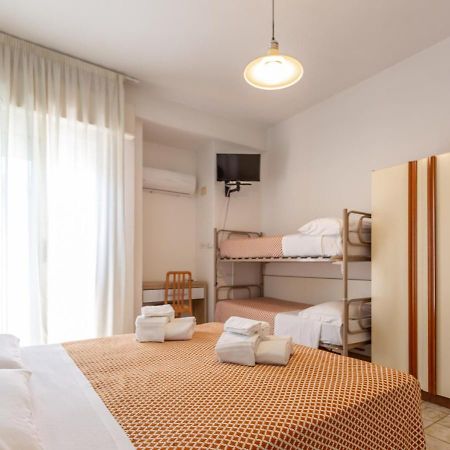 Hotel City Misano Adriatico Bagian luar foto