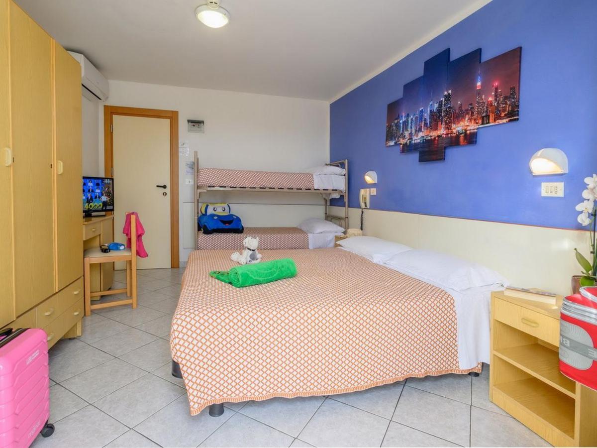Hotel City Misano Adriatico Bagian luar foto