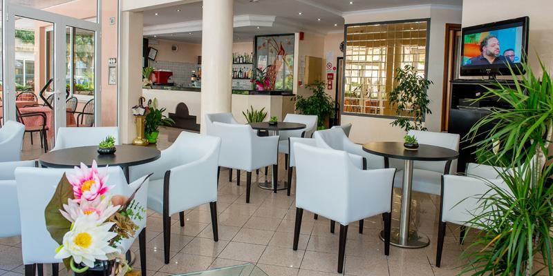 Hotel City Misano Adriatico Bagian luar foto
